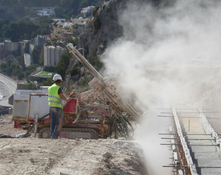 ¿Para qué sirven los anclajes al terreno?